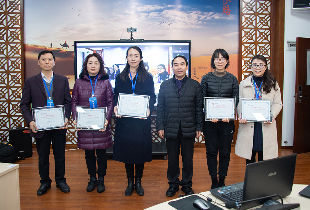 https://www.cqvie.edu.cn/__local/0/3F/94/AFE4408A88A0B84AD80077C966D_F808A364_A01A9.jpg