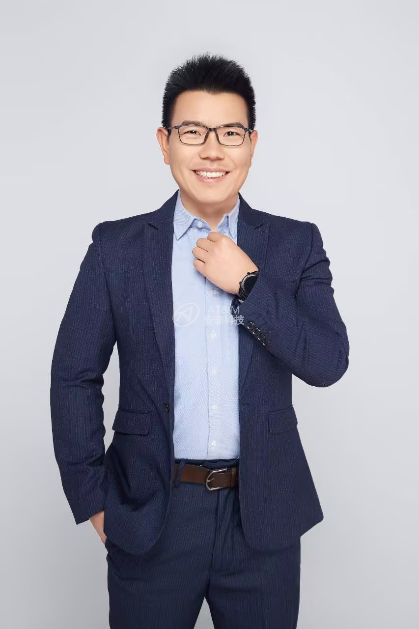 孟总照片.jpg 孟总照片.jpg